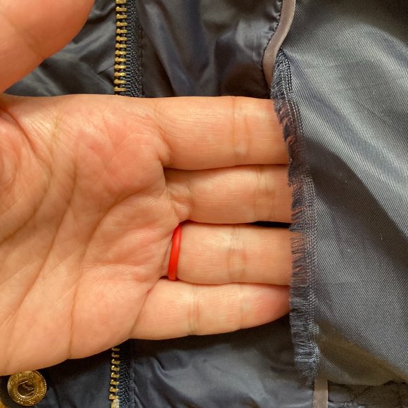 tahari lightweight quilted jacket - Picture 3 of 3